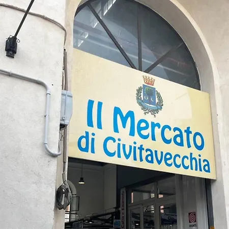 Old Town Nest In Civitavecchia