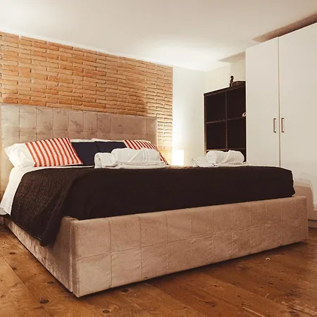Old Town Nest In Apartament *