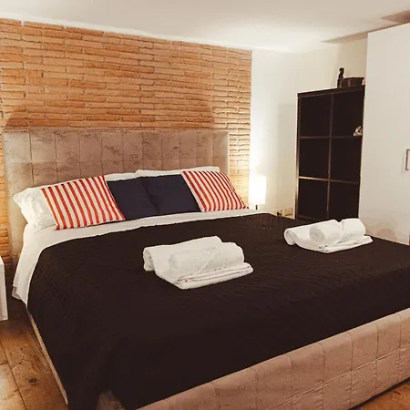 Old Town Nest In Apartament Civitavecchia