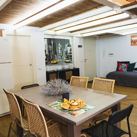Old Town Nest In Apartament