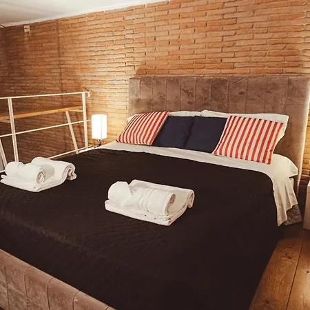 Apartment Old Town Nest In *