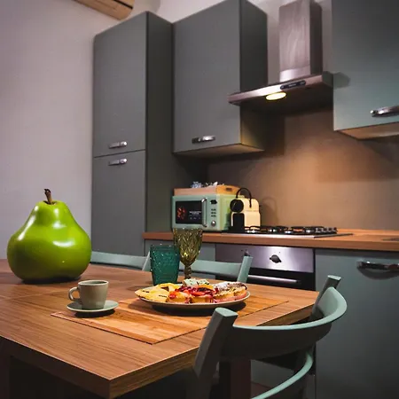 Old Town Nest In Apartment Civitavecchia