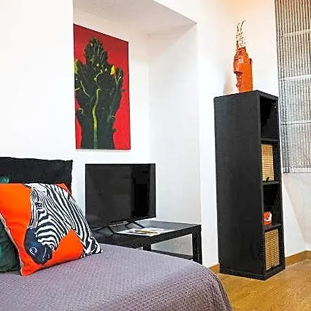Old Town Nest In Apartman *